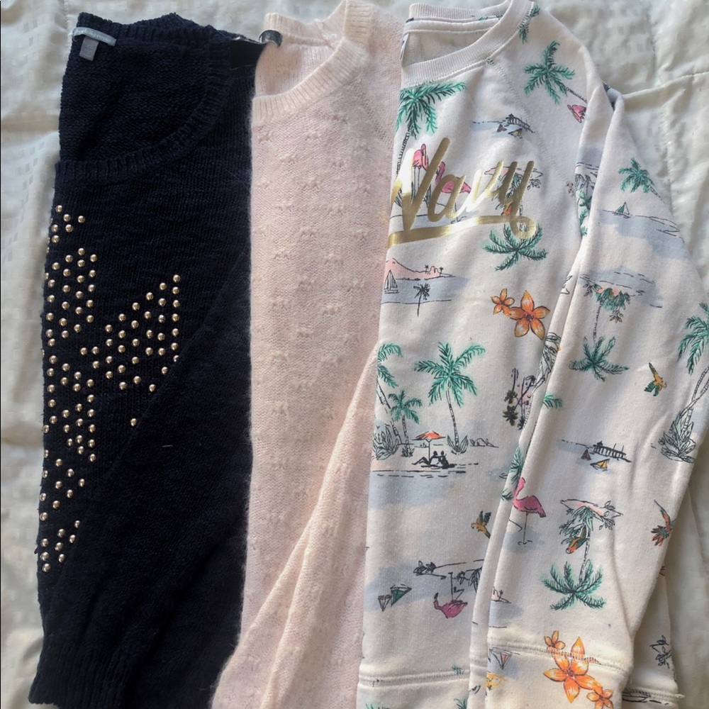 Girls sweater bundle ✨